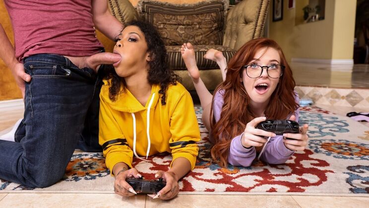 Brazzers - Van Wylde - Jeni Angel - Madi Collins - Gamer Girl Threesome Action / 25.06.2021