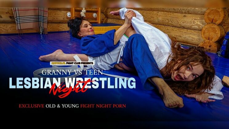 Mature.nl - Purr Simona - Mini Schwarz - Granny VS Teen! Old and young lesbian wrestling sex! / 25.05.2024