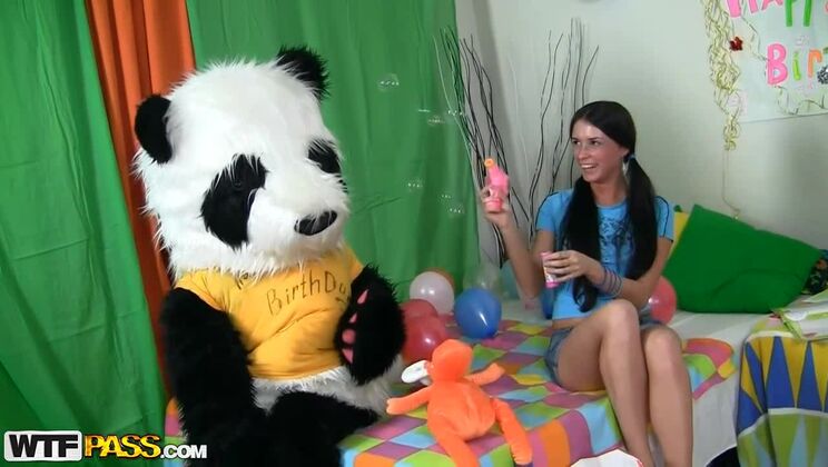 Panda Fuck - Jess - Jess - Sex Toys For A Hot Birthday Girl / 25.04.2021
