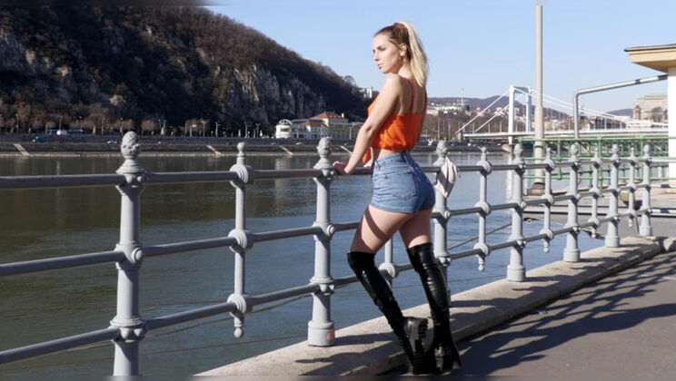 Scenes XXXX - Dee Vine - Dee Vine -  XXXX - Area X69 # 39 / 13.02.2022