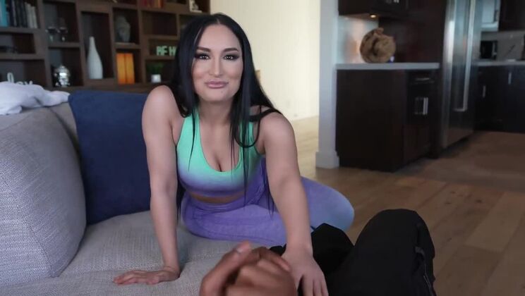 She Loves Black - Gabriella Paltrova - Girlfriends Hot Sister - Gabriella Paltrova / 04.08.2022